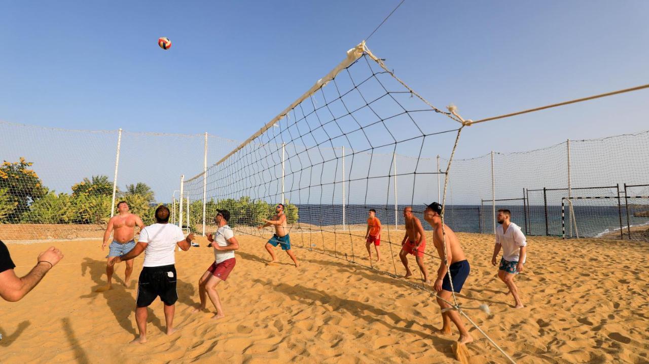 Stella Di Mare Beach Hotel & Spa Sharm el-Sheikh Exterior photo Beach volleyball