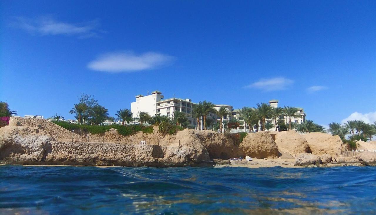 Stella Di Mare Beach Hotel & Spa Sharm el-Sheikh Exterior photo View of the resort from the sea