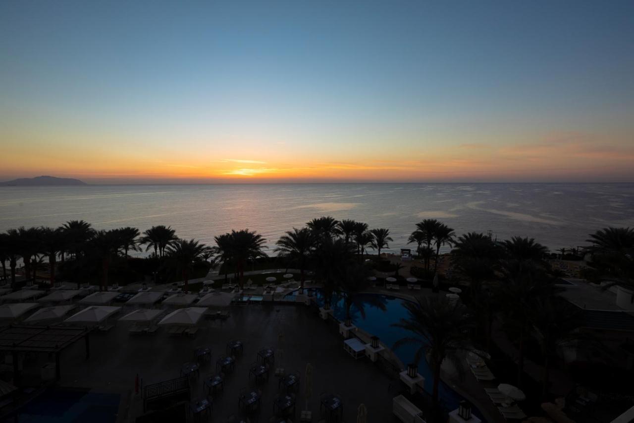 Stella Di Mare Beach Hotel & Spa Sharm el-Sheikh Exterior photo Sunset over the Dead Sea