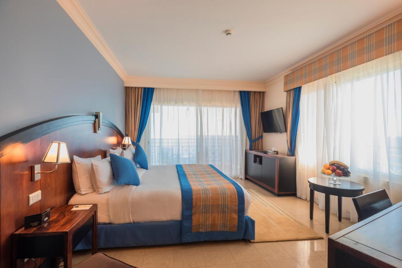 Stella Di Mare Beach Hotel & Spa Sharm el-Sheikh Exterior photo A room at the hotel