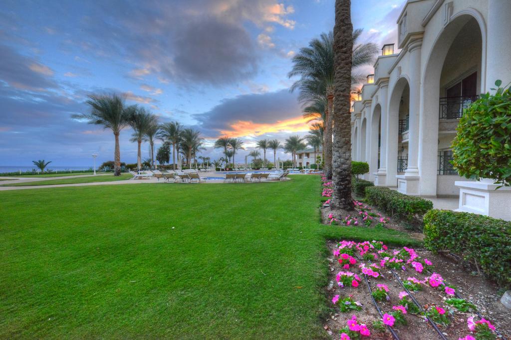 Stella Di Mare Beach Hotel & Spa Sharm el-Sheikh Exterior photo The grounds of the St. Regis