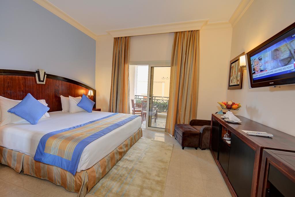 Stella Di Mare Beach Hotel & Spa Sharm el-Sheikh Exterior photo A room at the hotel