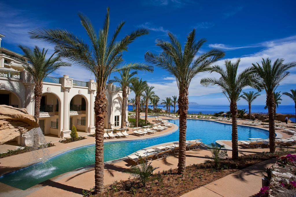 Stella Di Mare Beach Hotel & Spa Sharm el-Sheikh Exterior photo The pool at the Four Seasons Resort