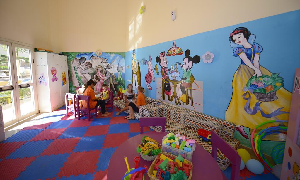 Stella Di Mare Beach Hotel & Spa Sharm el-Sheikh Exterior photo A nursery in Vietnam